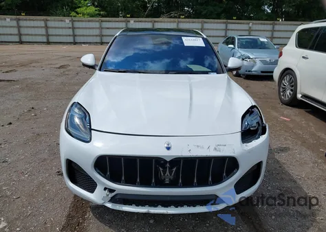 2023 Maserati Grecale Gt из США, поврежденный, VIN ZN682AVA9P7438858